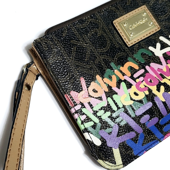 Calvin Klein wristlet Graffiti logo pouch - Picture 6 of 11